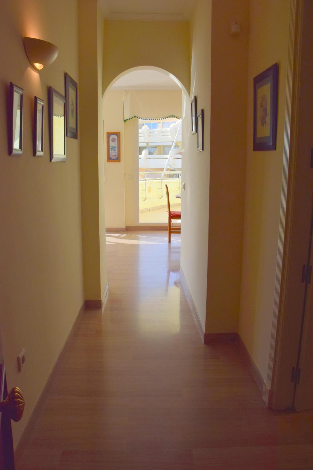 Cozy Corner 2 Bedroom On New Island Complex In Marina Harbour