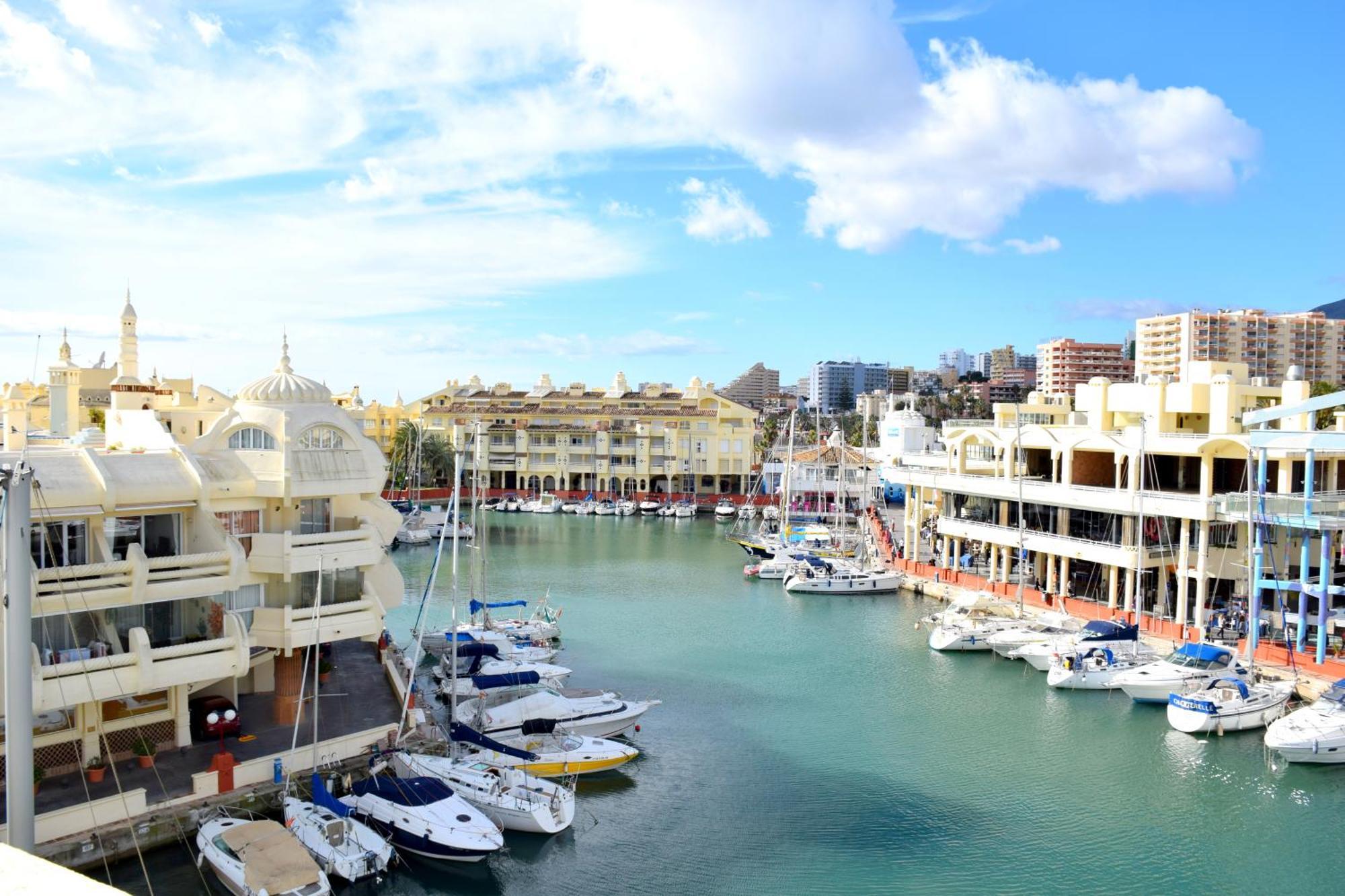 Cozy Corner 2 Bedroom On New Island Complex In Marina Harbour Benalmádena