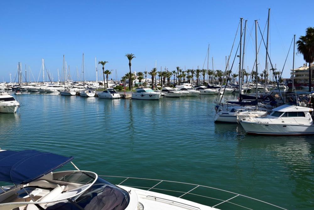 Appartement Cozy Corner 2 Bedroom On New Island Complex In Marina Harbour *